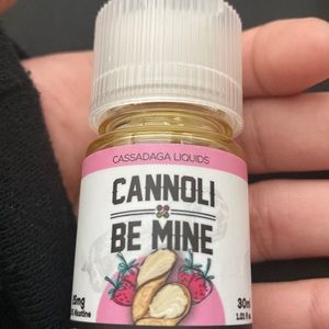 strawberry cannoli juice